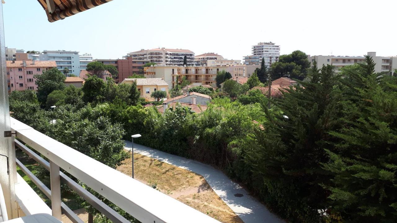 Frejus Plage T2, Piscine, Parking, Plages A 200M Luaran gambar